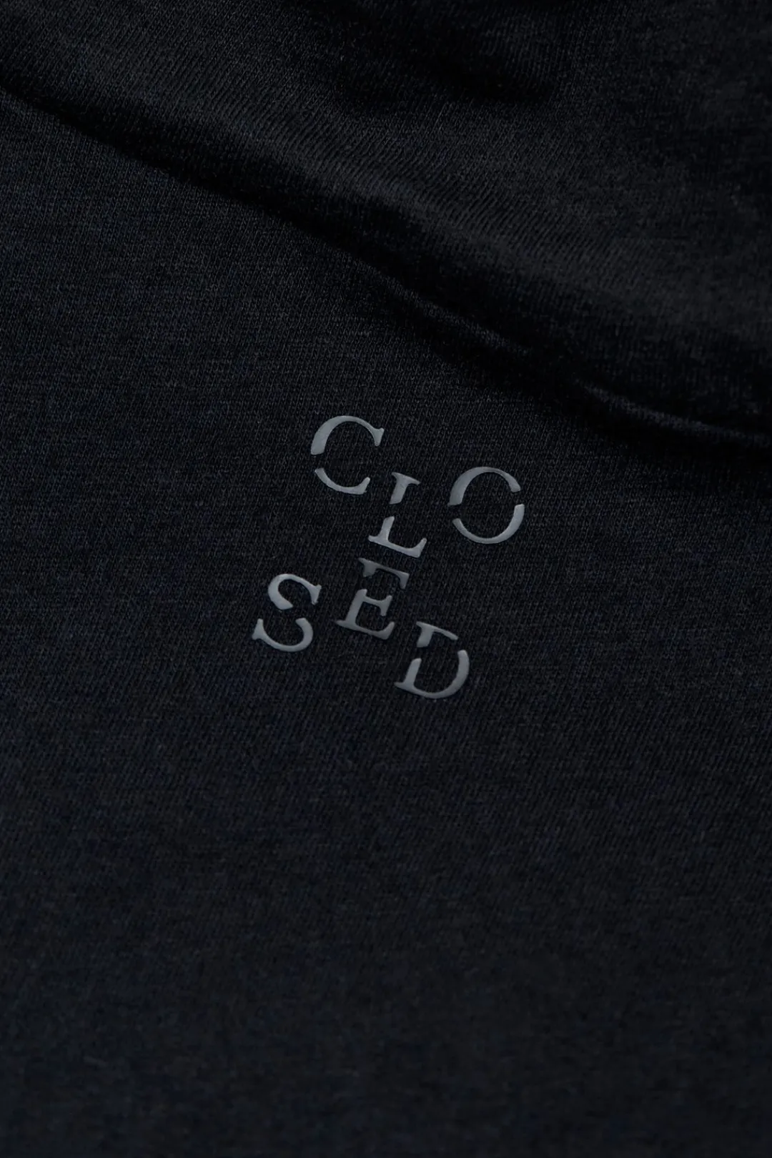 Closed Turtleneck Longsleeve Black