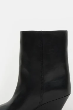 Closed Wedge boots Black Best