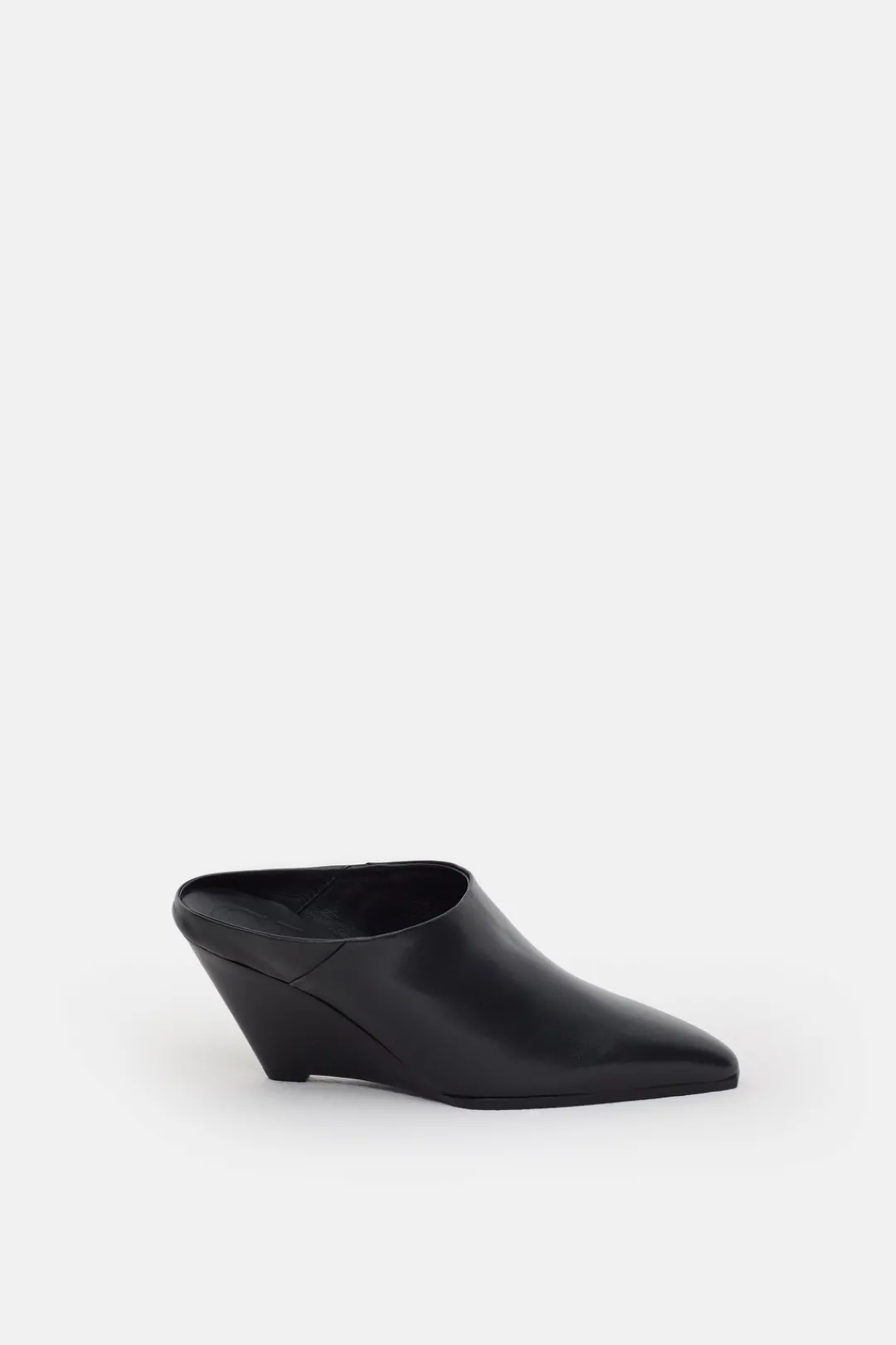 Closed Wedge mules Black Outlet
