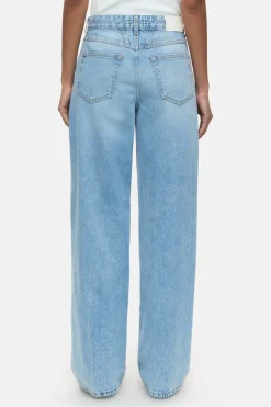 Closed Wide Jeans - Style Name Nikka Light blue Clearance