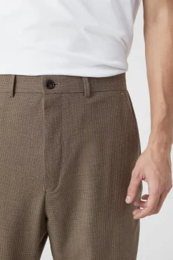 Closed Wide Pants - Style Name Livington Wide Chino beige Online