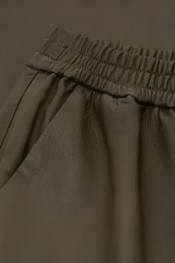 Closed Wide Pants - Style Name Winona Ver green