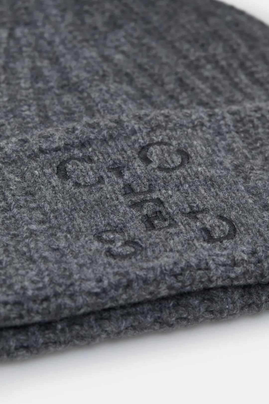 Closed Wool beanie Dark grey melange Clearance