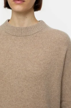 Closed Wool round neck jumper Dark chino beige New