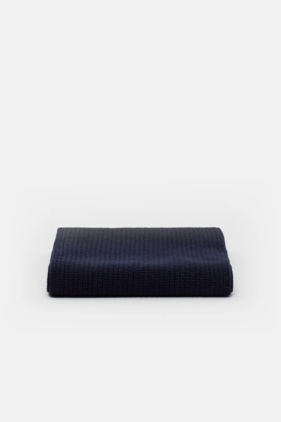 Closed Wool Scarf with Fisherman's Rib Dark night Sale