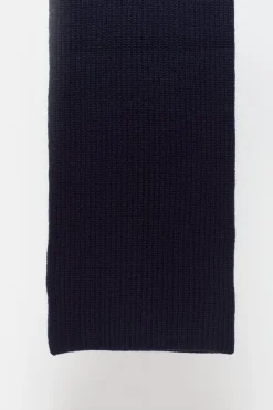 Closed Wool Scarf with Fisherman's Rib Dark night Sale