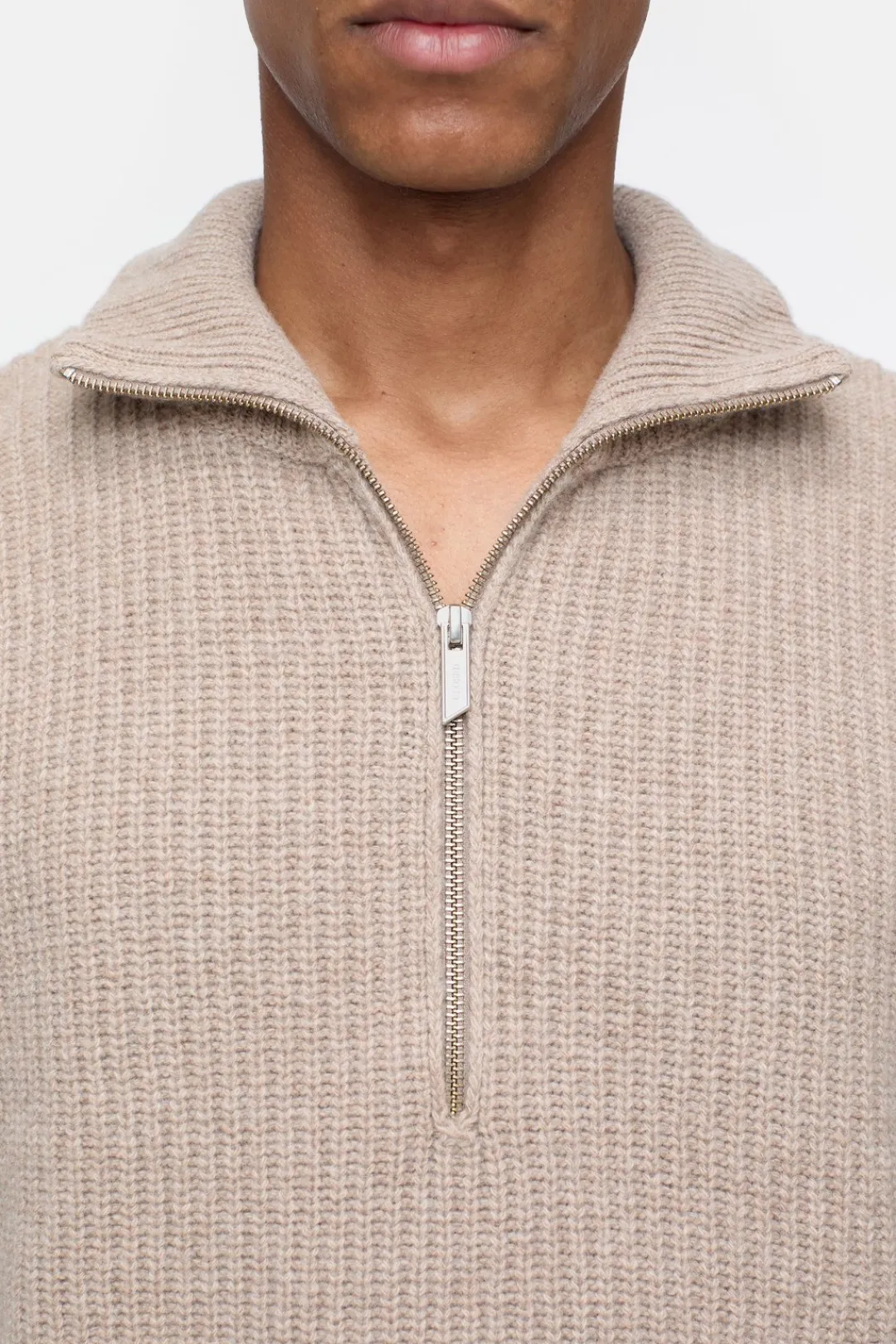 Closed Zip Jumper Cashew cream Outlet