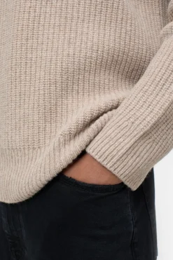 Closed Zip Jumper Cashew cream Outlet